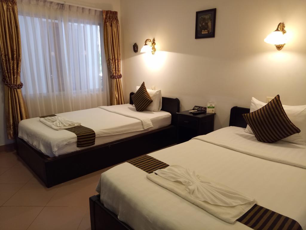 Eureka Villas Phnom Penh Bagian luar foto
