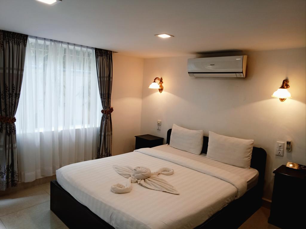 Eureka Villas Phnom Penh Bagian luar foto