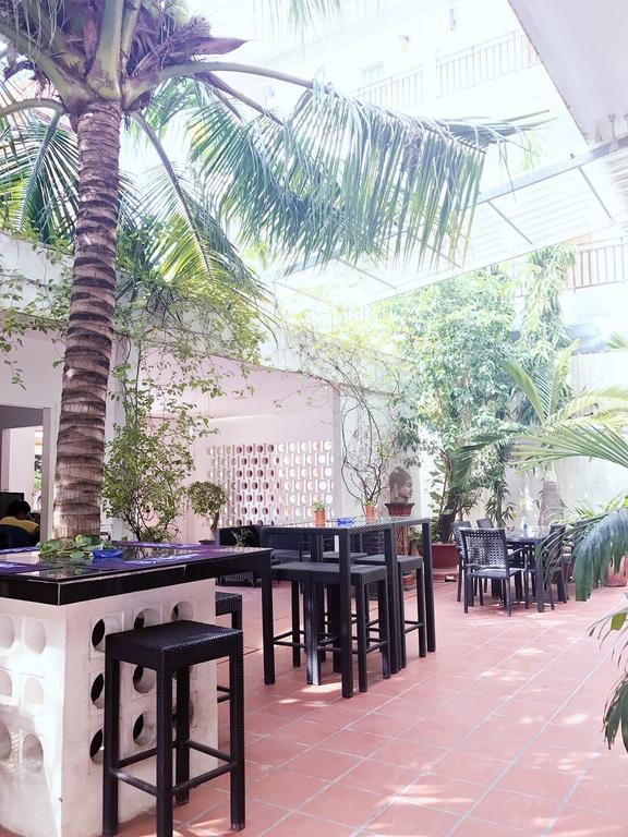 Eureka Villas Phnom Penh Bagian luar foto